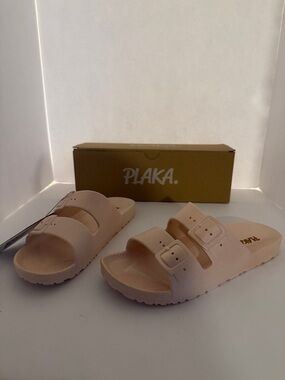 Plaka Genesis Dream On Slides Size 8 Women’s pink Double Strap Sandals New